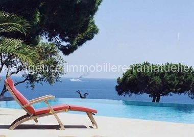 Magnificent villa with a breath-breaking sea view, Ramatuelle