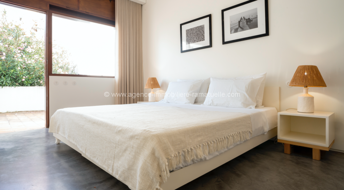 10 - Chambre 1 du bas