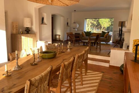 0f4b5a81-bf54-4fd6-b1f3-31dcd71fab4b