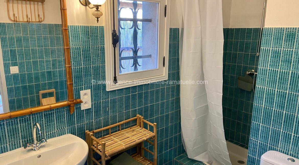 b02f72d9-34e4-44c8-87f2-de2b1ef5a9f3