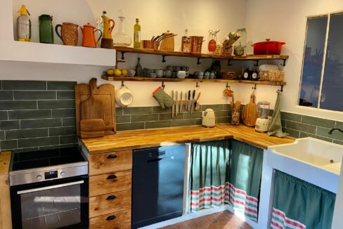 f502e1cb-cd1d-49a8-9cd3-0bb1a002f761