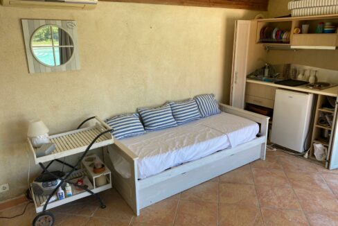 41d2d382-a76d-445a-82ea-0b231cc54bb2