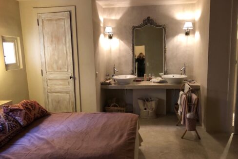 497c7693-fb74-4d7d-a075-3dff1192c162