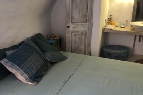 8472c396-7ff4-4380-aaab-005f35a6c38c