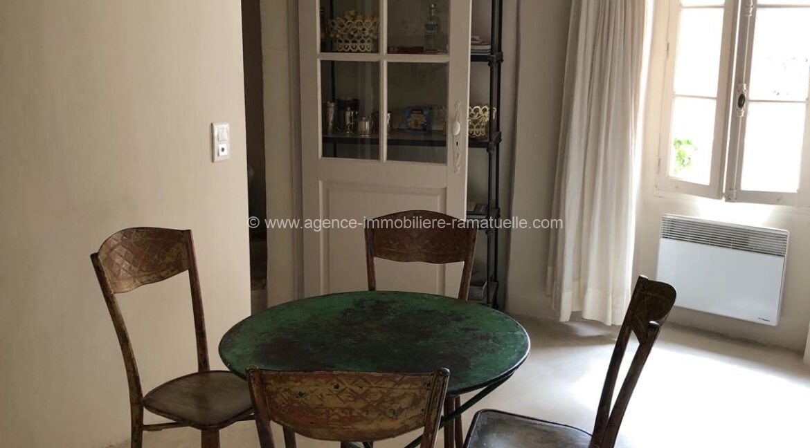 ccce5d8e-17d2-4fe4-a2c9-b3324f99d07a