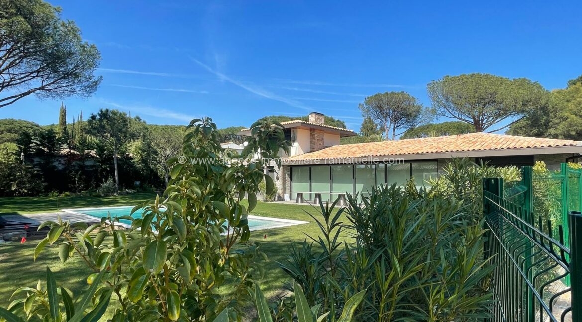 007abbae-e48e-47ba-8a41-7f28f3e92fa7