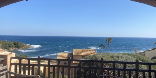 Exclusivité Bonne Terrasse avec une vue mer splendide