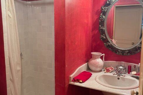 d2445280-7da2-4856-a148-bc1662b1aa59