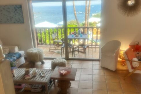 f8dbc3f8-dfbe-4628-b0fa-4b4dd6d0a5cd