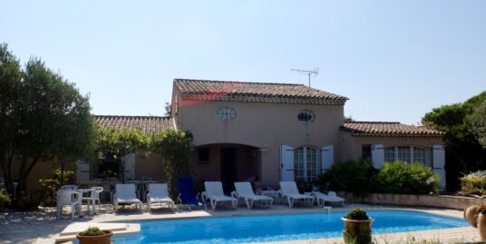 VILLA AVEC JARDIN PAYSAGÉ ENTRE VILLAGE ET PLAGES Ramatuelle
