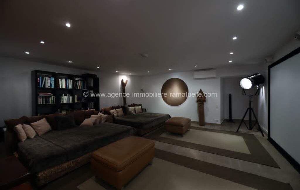 PHOTO-2021-04-15-12-09-15