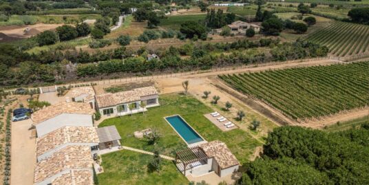 Bastide entièrement rénovée avec goût -Ramatuelle