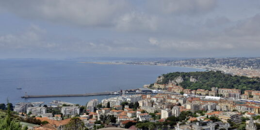 VILLA CONTEMPORAINE D’EXCEPTION – MONT BORON – NICE