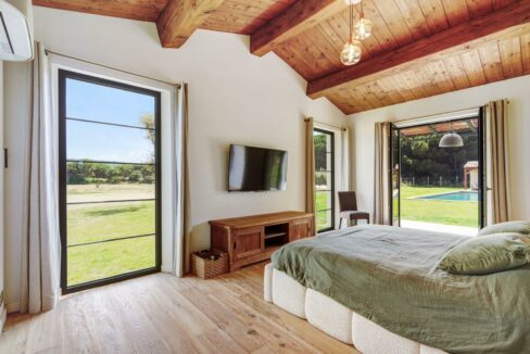 d9784868-14b1-4210-bb9a-28f78e48ecc3