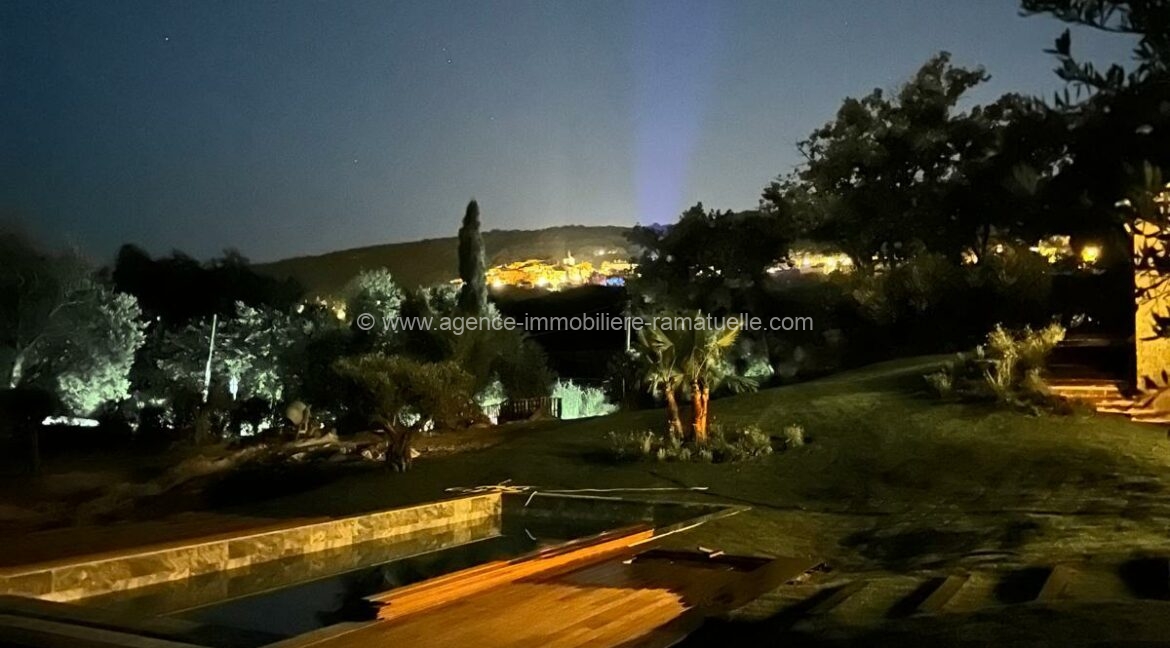 2956a059-5fc5-41a3-bf5d-852b81f2f4bd