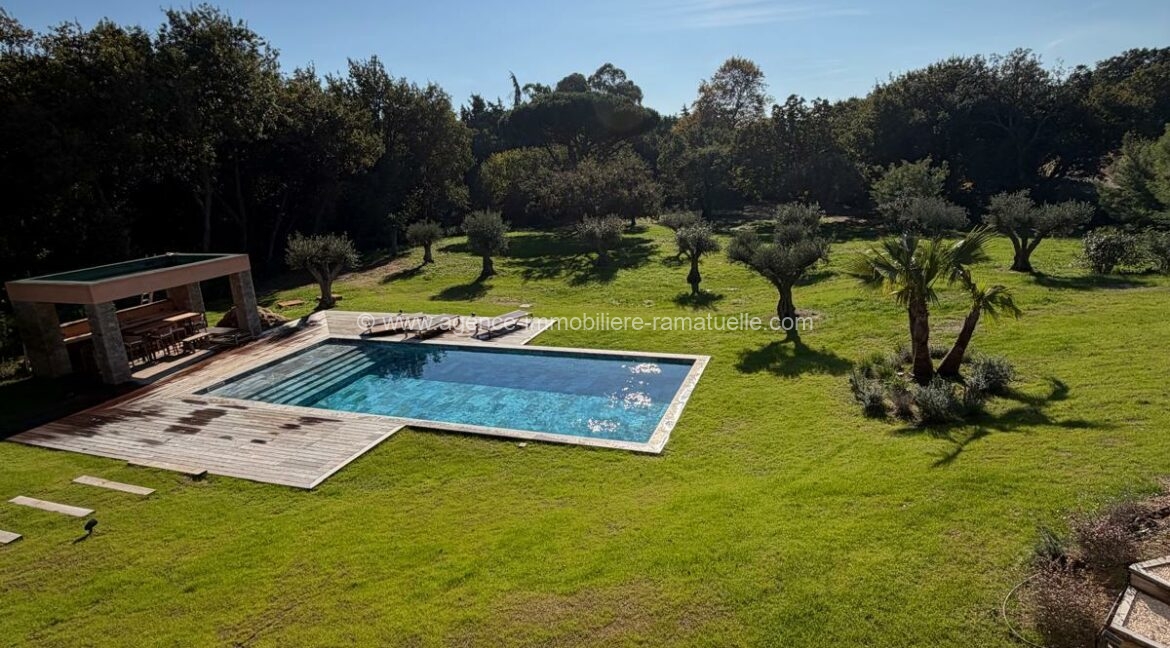 324adbae-d61f-497c-b4c3-a1eee6a1f1f2