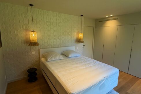 7ffb1d3c-446a-4203-999a-a464190b07f6