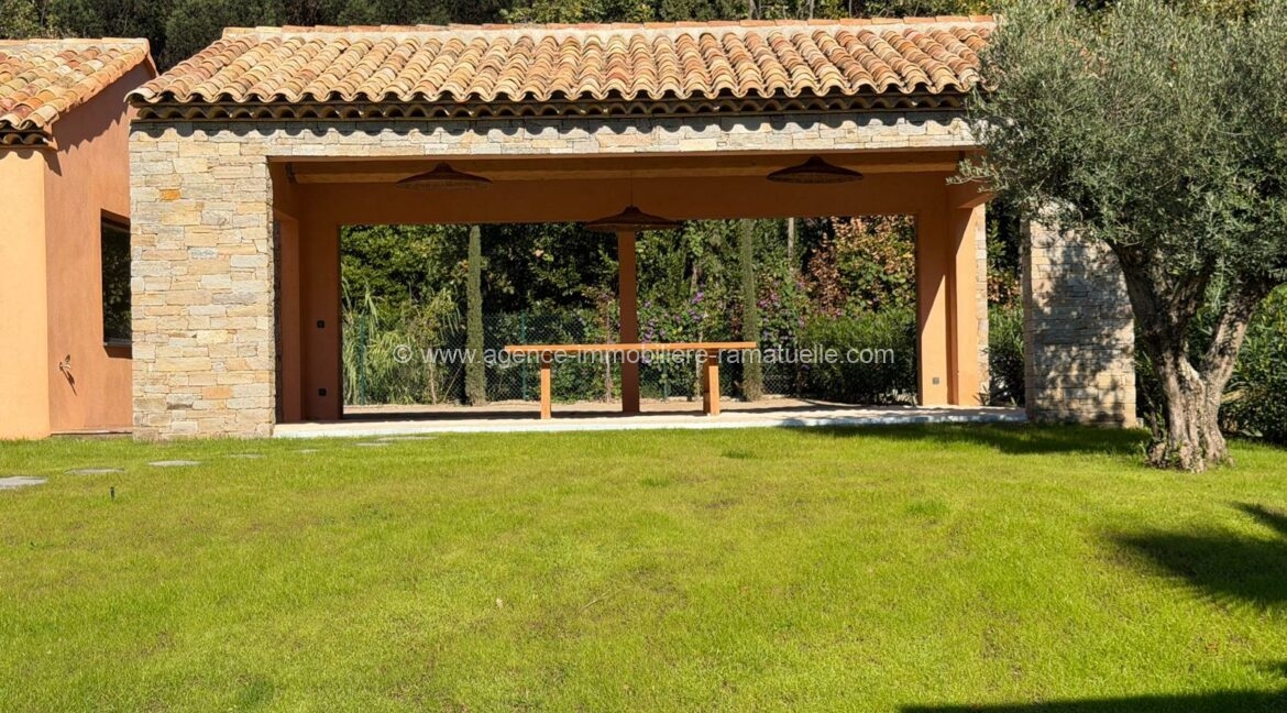 a767f148-ffef-4ab9-bed7-0b594a8a6c79