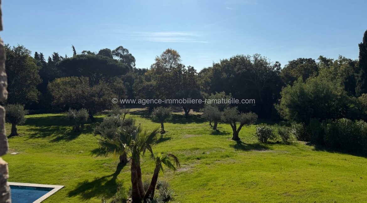 fefee232-1dba-4184-a94c-d55c17c9b55d