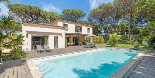 Elegant Villa in Saint-Tropez